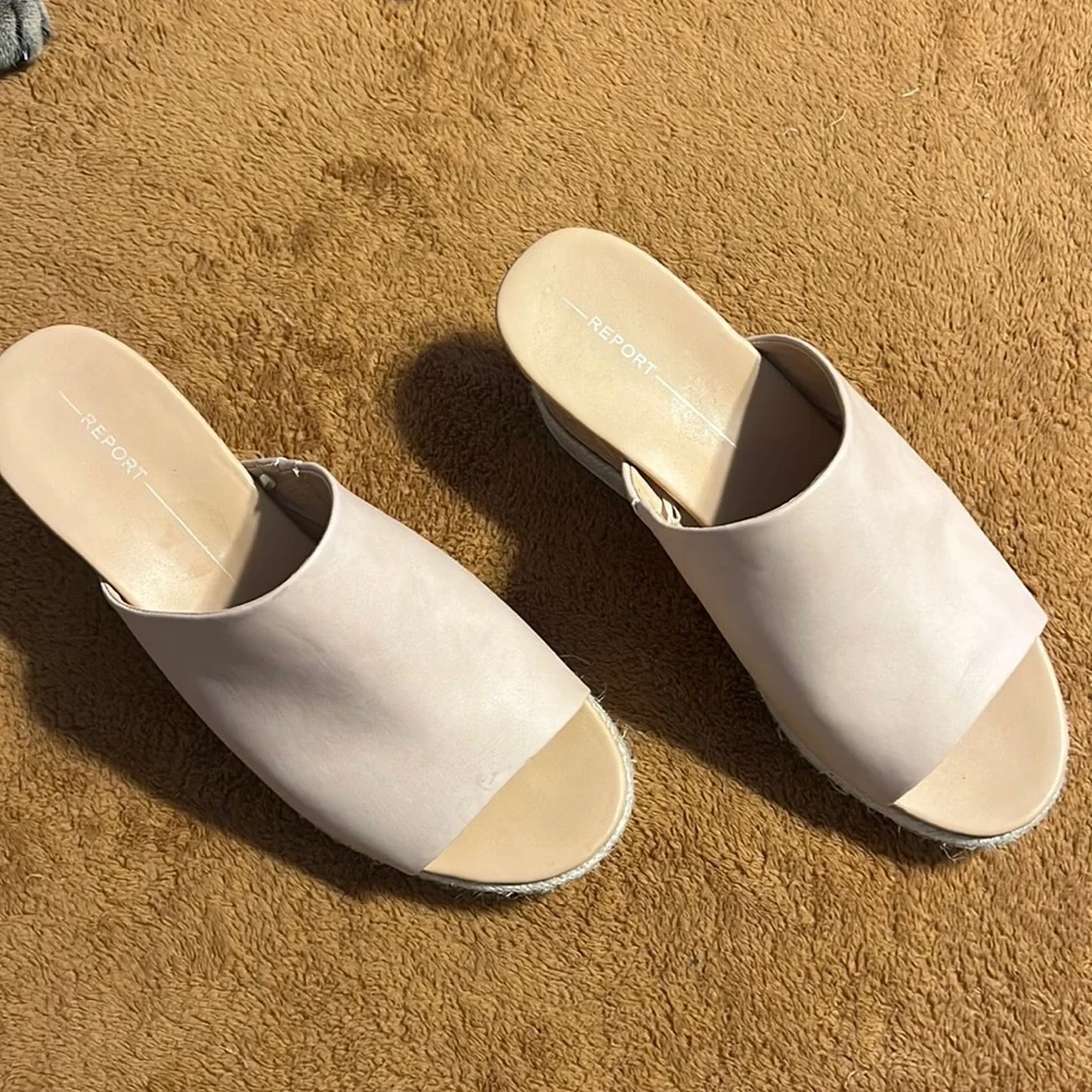 Report Wedges - Picture 1 of 5